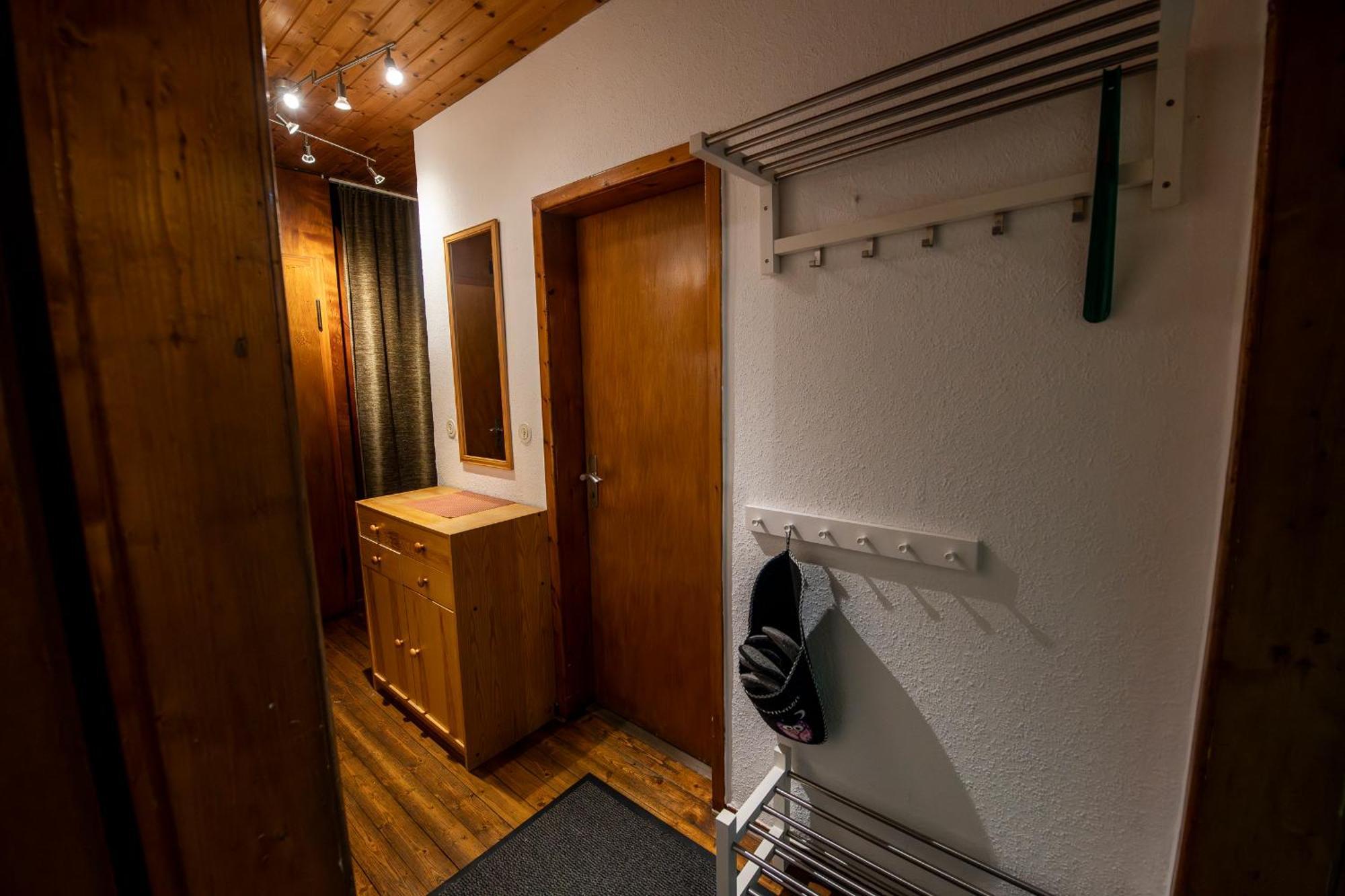 Schoene Ferienwohnung In Ruhiger Lage Altena Bagian luar foto