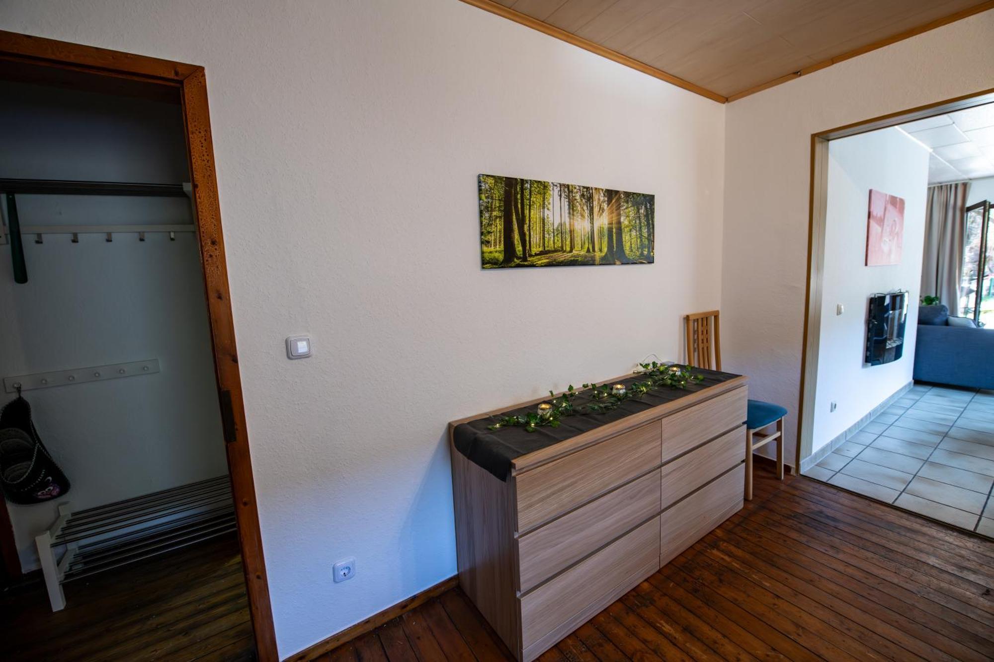 Schoene Ferienwohnung In Ruhiger Lage Altena Bagian luar foto