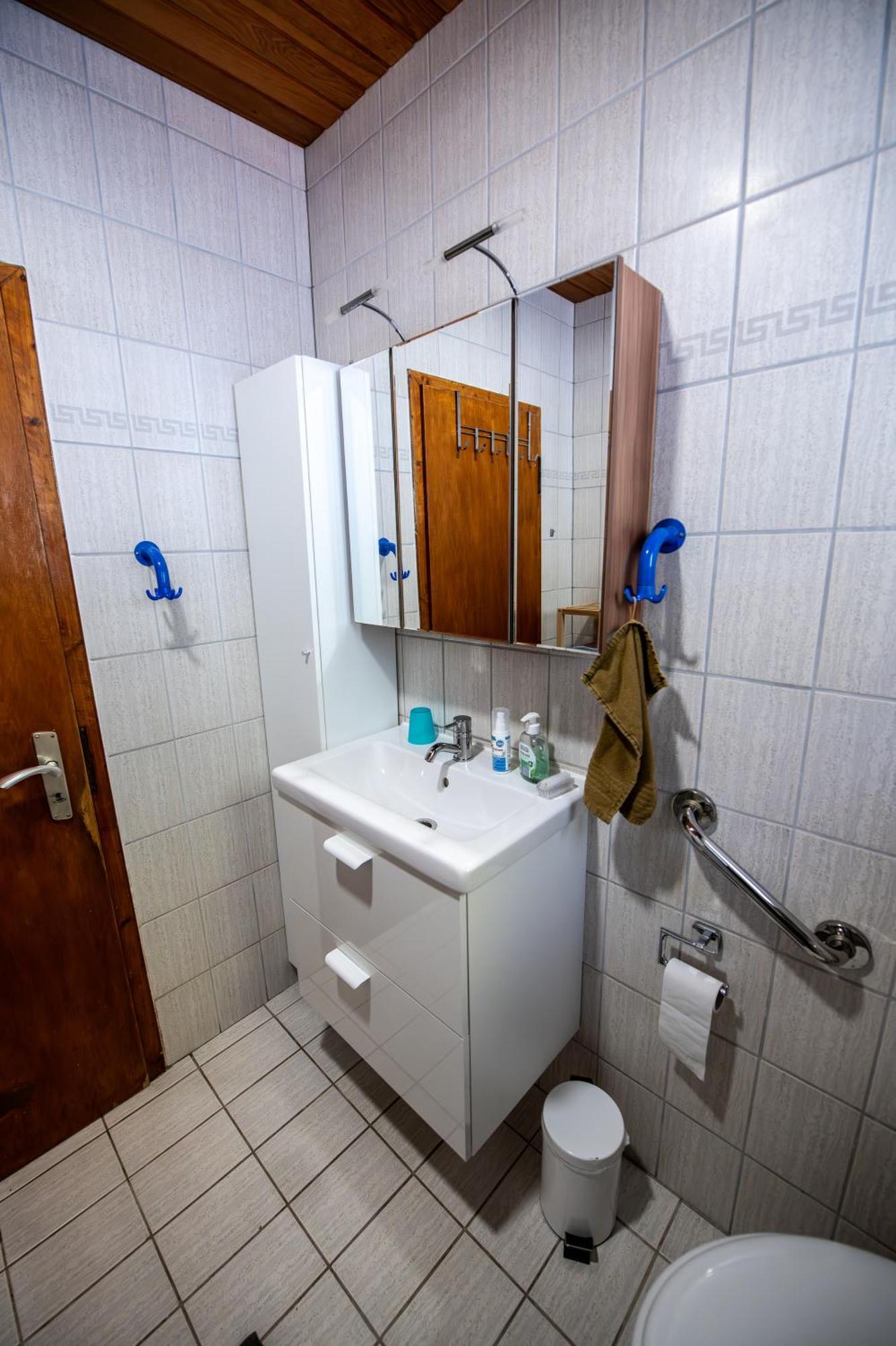 Schoene Ferienwohnung In Ruhiger Lage Altena Bagian luar foto